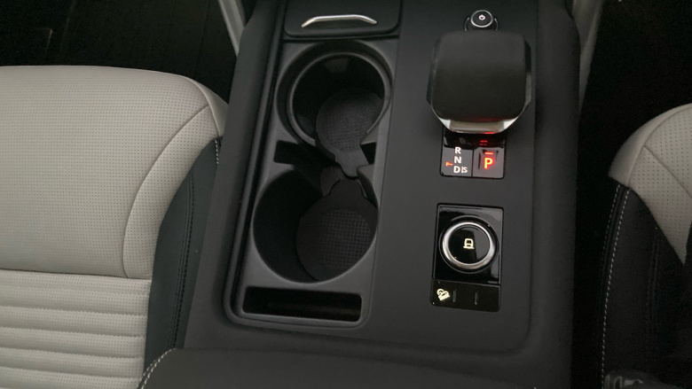 Land Rover Discovery 3.0 D350 Dynamic SE 5dr Auto Diesel Station Wagon